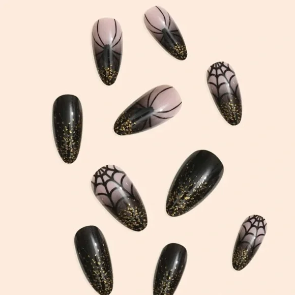 💅 Press on Nails 💅 - Picture 2 of 7